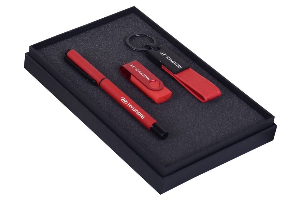 Usb Stick, Keychain & Pen Gift Set Usb Stick, Keychain & Pen Gift Set